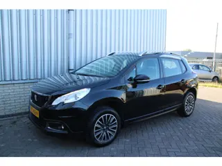 Foto 15 van Peugeot 2008 1.2 PureTech Blue Lion Automaat Airco Navi Carplay Trekhaak Zeer mooi
