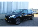 Foto 25 van Peugeot 2008 1.2 PureTech Blue Lion Automaat Airco Navi Carplay Trekhaak Zeer mooi
