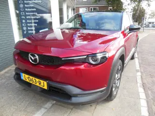 Mazda MX-30 e-SkyActiv 145 Comfort 36 kWh 12 maanden Bovag garantie carplay/android SOH 93%