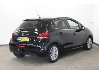Foto 20 van Peugeot 208 1.2 PureTech Allure (bj 2019)