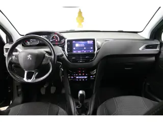 Foto 19 van Peugeot 208 1.2 PureTech Allure (bj 2019)