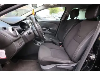 Foto 18 van Renault Clio Estate 1.5 dCi ECO Night&Day *Rijklaarprijs