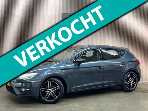 Seat Leon ST 1.0 EcoTSI Style 2019 DSG LED CRUISE CLIMA CAR-PLAY