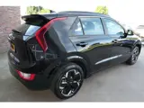 Foto 27 van Kia Niro EV DynamicLine 64.8 kWh, Mooi !!, SOH 100 %, Camera, PDC, Rijklaarprijs incl. garantie.