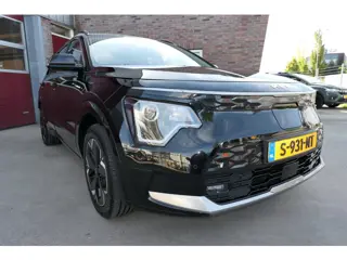Foto 15 van Kia Niro EV DynamicLine 64.8 kWh, Mooi !!, SOH 100 %, Camera, PDC, Rijklaarprijs incl. garantie.