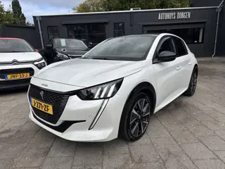 Foto 13 van Peugeot 208 1.2 PureTech GT-Line|101pk|Navi