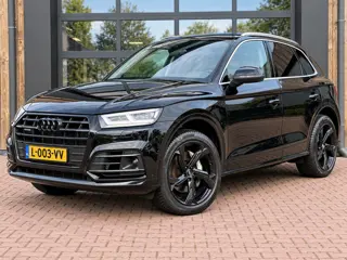 Audi Q5 50 TFSI e quattro S edition | LED | Keyless | ACC | App-connect | Tour pakket | All-seasons 