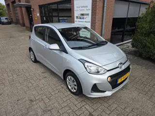 Hyundai i10 1.0i Comfort | Navigatie | Cruise | (bj 2019)