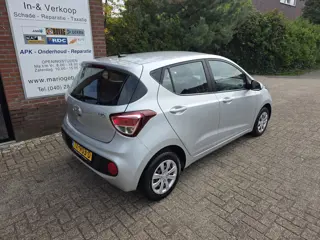 Foto 19 van Hyundai i10 1.0i Comfort | Navigatie | Cruise | (bj 2019)
