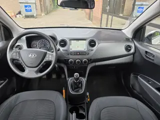 Foto 14 van Hyundai i10 1.0i Comfort | Navigatie | Cruise | (bj 2019)
