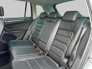 Foto 20 van Volkswagen Tiguan 1.5 TSI ACT Highline Business R(Goed OnderH, Panorama, Head-up, Navi, 360 Camera,