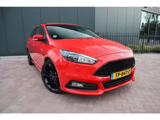Foto 14 van Ford FOCUS Wagon 2.0 ST Mountune Leder Navigatie Camera Sony  Mountune Tuning