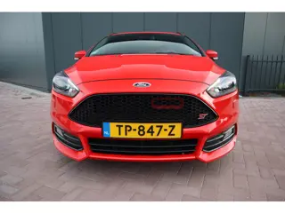 Foto 15 van Ford FOCUS Wagon 2.0 ST Mountune Leder Navigatie Camera Sony  Mountune Tuning
