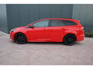 Foto 16 van Ford FOCUS Wagon 2.0 ST Mountune Leder Navigatie Camera Sony  Mountune Tuning