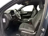 Foto 28 van Volvo XC40 2.0 B4 Plus Dark l Schuif/Kantel dak l