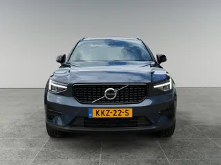 Foto 16 van Volvo XC40 2.0 B4 Plus Dark l Schuif/Kantel dak l