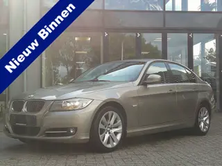 BMW 3 Serie 318i  Staat in De Krim (bj 2010)