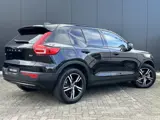 Foto 22 van Volvo XC40 2.0 B4 Plus Dark 360 camera / Harman Kardon/ 2 elektrische stoelen / intellisafe / climat