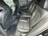 Foto 29 van Volvo XC40 2.0 B4 Plus Dark 360 camera / Harman Kardon/ 2 elektrische stoelen / intellisafe / climat