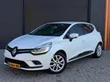 Foto 29 van Renault Clio 0.9 TCe Limited|100% Onderhouden|Pearl White|Stoelverwarming|Parkeersensoren|Keyless|Na