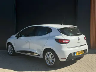 Foto 17 van Renault Clio 0.9 TCe Limited|100% Onderhouden|Pearl White|Stoelverwarming|Parkeersensoren|Keyless|Na