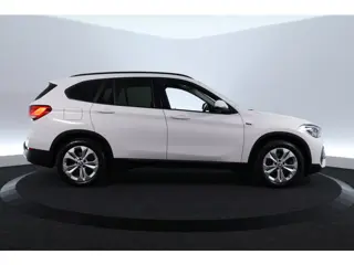 Foto 19 van BMW X1 xDrive25e eDrive Edition |CAMERA|HEAD UP|ST VWM|LED|TREKHAAK|CLIMA