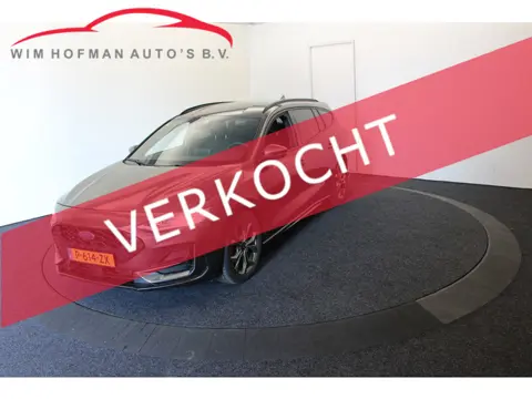 Ford FOCUS Wagon Hybrid 135PK ST Line Style Trekh Camera Nieuw model Winterpack Keyless