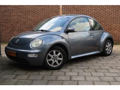 Volkswagen New Beetle 1.6 *Meeneemprijs! Airco!