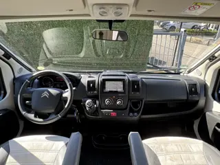 Foto 17 van Sunlight V66 Adventure Edition COMPACT CAMPER 140 pk Euro 6 Citroen Jumper **Enkele bedden/Memo chas