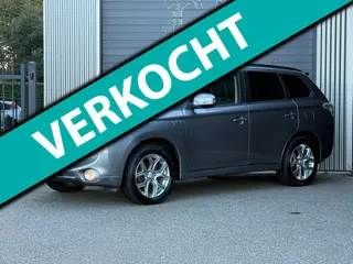 Mitsubishi Outlander 2.0 PHEV Instyle 2e EIG/SCHUIFDAK/NAVI