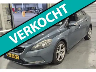 Volvo V40 1.6 D2 Kinetic NAVI PSENSOR CRUISE TREKHAAK 2 X SLEUTELS