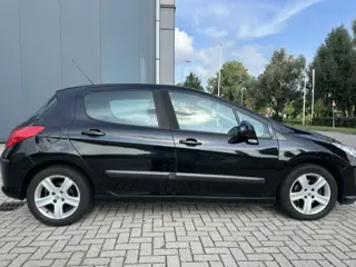 Foto 17 van Peugeot 308 1.6 VTi XS/AUTOMAAT/AIRCO/CAMERA/5-drs/Cruise-control/Vol optie
