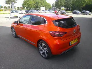 Foto 16 van Renault Clio 1.0 TCe R.S. Line Staat in Hoogeveen Prachtige auto