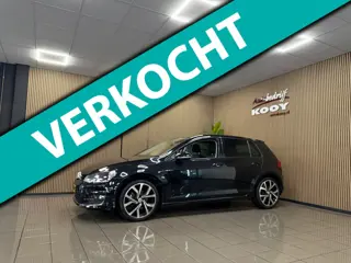 Volkswagen Golf 1.2 TSI Highline * Navigatie / 18" LM Velgen / Cruise control / Parkeersensoren / NL