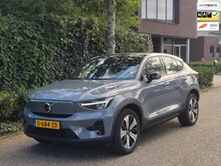 Volvo C40 Recharge Core 69 kWh Zeer gave uitvoering NAP Soh 91% Panoramadak Zwart dak 1e eigenaar NA