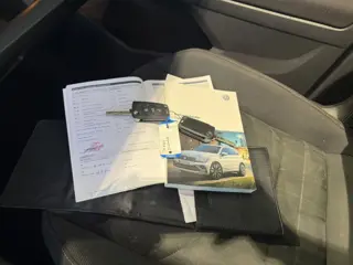 Foto 16 van Volkswagen Tiguan 1.4 TSI Connected Series Pano|Navi|Trekhaak