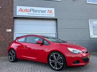 Foto 18 van Opel Astra GTC 1.4 Turbo Sport! Airco! Cruise! Carplay!
