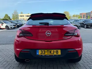 Foto 15 van Opel Astra GTC 1.4 Turbo Sport! Airco! Cruise! Carplay!