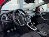 Foto 22 van Opel Astra GTC 1.4 Turbo Sport! Airco! Cruise! Carplay!