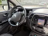Foto 25 van Renault Captur 1.2 TCe Dynamique AUTOMAAT