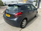 Foto 28 van Peugeot 208 1.2 PureTech Blue Lion Scherm AIRCO APK 2027 5DR