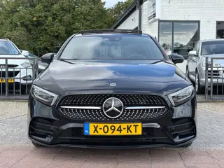 Foto 14 van Mercedes-Benz A-klasse 250 e AMG Line panorama dak! Nieuwstaat!