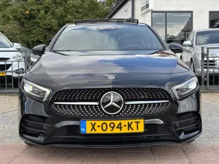 Foto 13 van Mercedes-Benz A-klasse 250 e AMG Line panorama dak! Nieuwstaat!