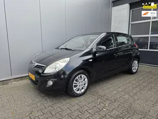 Hyundai I20 1.2i DynamicVersion Airco 5-Deurs