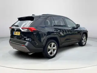 Foto 17 van Toyota RAV4 2.5 Hybrid Dynamic | Carplay | Stoel- + stuurverwarming | Parkeersensoren | 18 inch LM-v