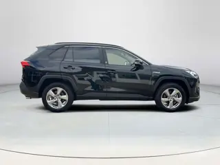 Foto 16 van Toyota RAV4 2.5 Hybrid Dynamic | Carplay | Stoel- + stuurverwarming | Parkeersensoren | 18 inch LM-v