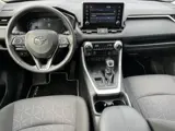 Foto 22 van Toyota RAV4 2.5 Hybrid Dynamic | Carplay | Stoel- + stuurverwarming | Parkeersensoren | 18 inch LM-v