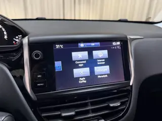 Foto 20 van Peugeot 208 1.2 PureTech Blue Lion Org.NL! / 82PK / Carplay / DAB / Navigatie / Cruise / Airco / PDC