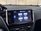 Foto 30 van Peugeot 208 1.2 PureTech Blue Lion Org.NL! / 82PK / Carplay / DAB / Navigatie / Cruise / Airco / PDC