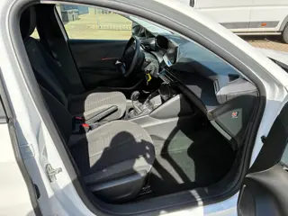 Foto 15 van Peugeot 208 1.2 PureTech Active